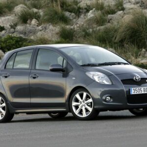 Toyota yaris - www.kifit-car.com